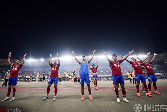 皇冠篮球比分网:河北与武汉完成封闭热身赛,出场阵容对外保密